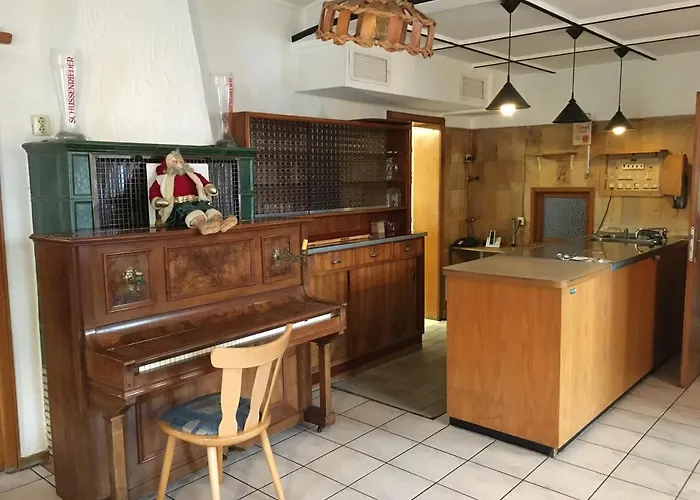 Kreuz! Einfach. Guenstig. Schlafen. Bed & Breakfast