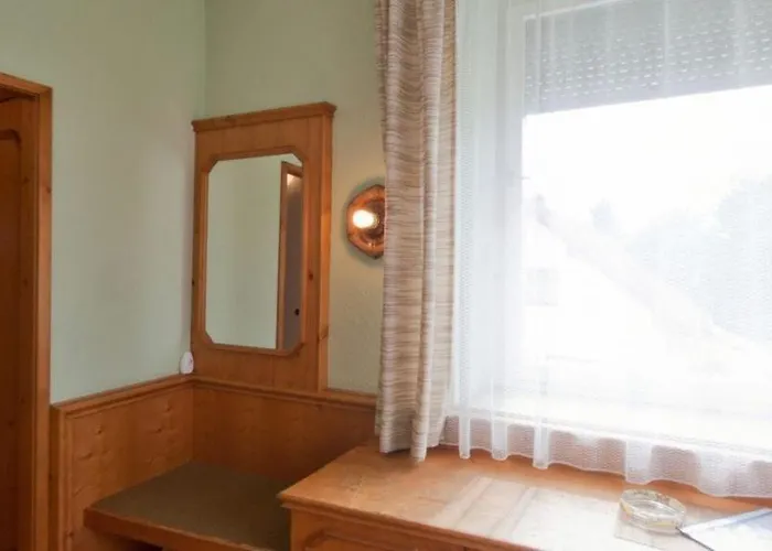 Bed & Breakfast Kreuz! Einfach. Guenstig. Schlafen. Ulma