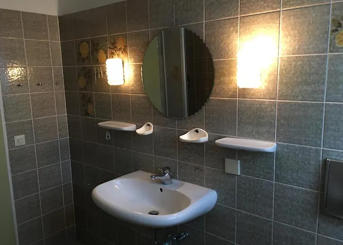 Kreuz! Einfach. Guenstig. Schlafen. Ulma