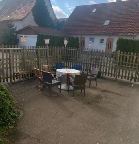 Kreuz! Einfach. Guenstig. Schlafen.